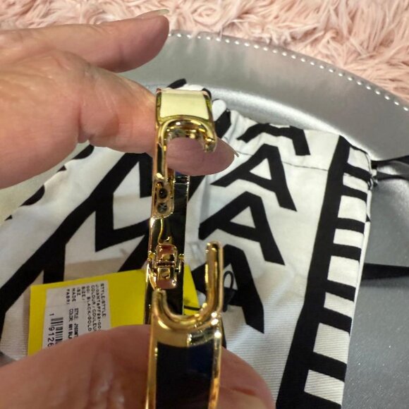 NWT Marc Jacobs Bracelet J Hinge Bangle - Black/Cream/Gold - Picture 5 of 5